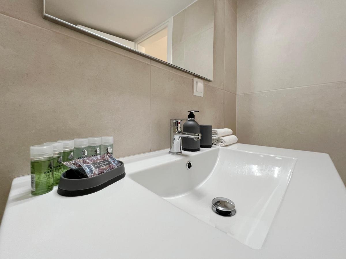 アテネMouson Modern 80Sqm Apt Next To Edem Beachアパートメント エクステリア 写真